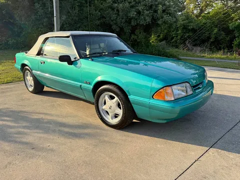 1992 Ford Mustang LX 5.0 Liter Convertible