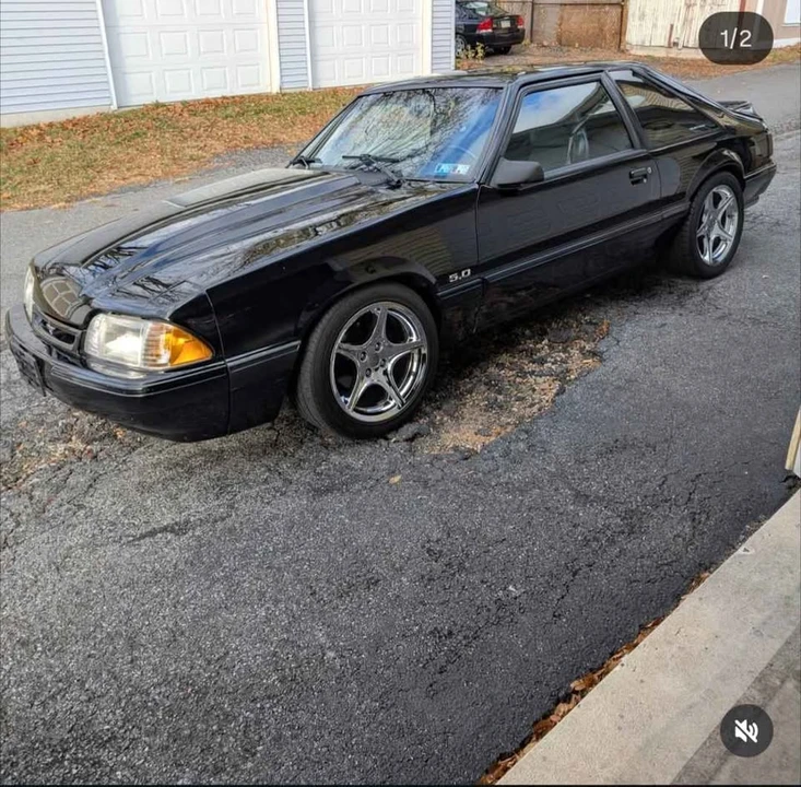 1992 Ford Mustang 3rd Gen - Image 2 of 3