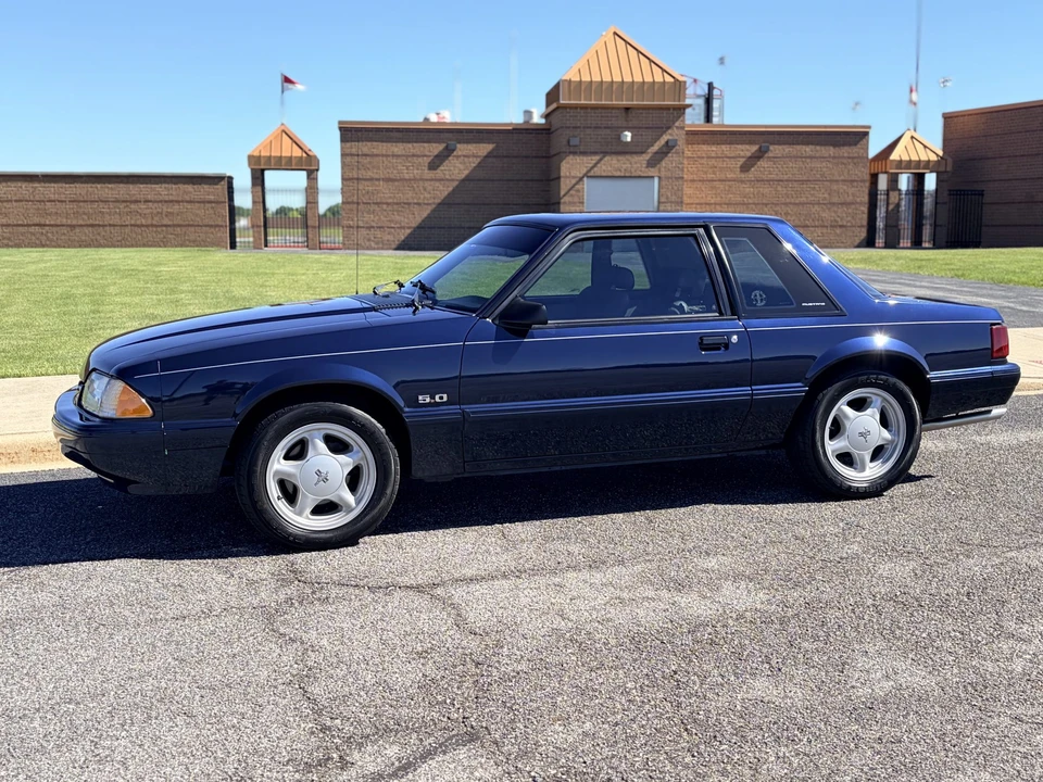1992 Ford Mustang 3rd Gen - Image 6 of 31