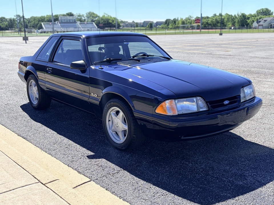 1992 Ford Mustang 3rd Gen - Image 2 of 31
