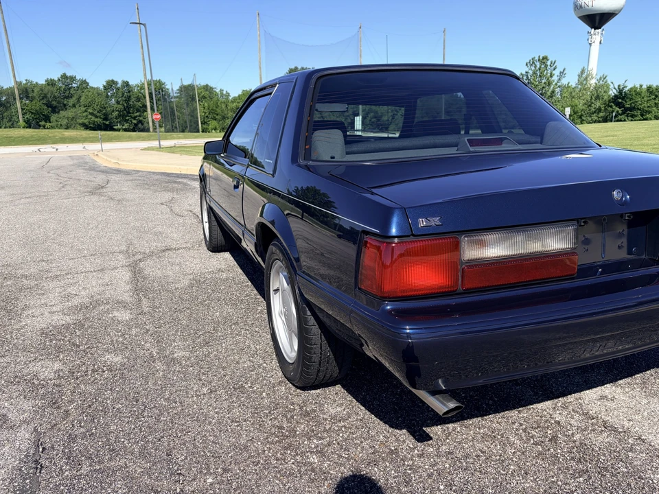 1992 Ford Mustang 3rd Gen - Image 8 of 31