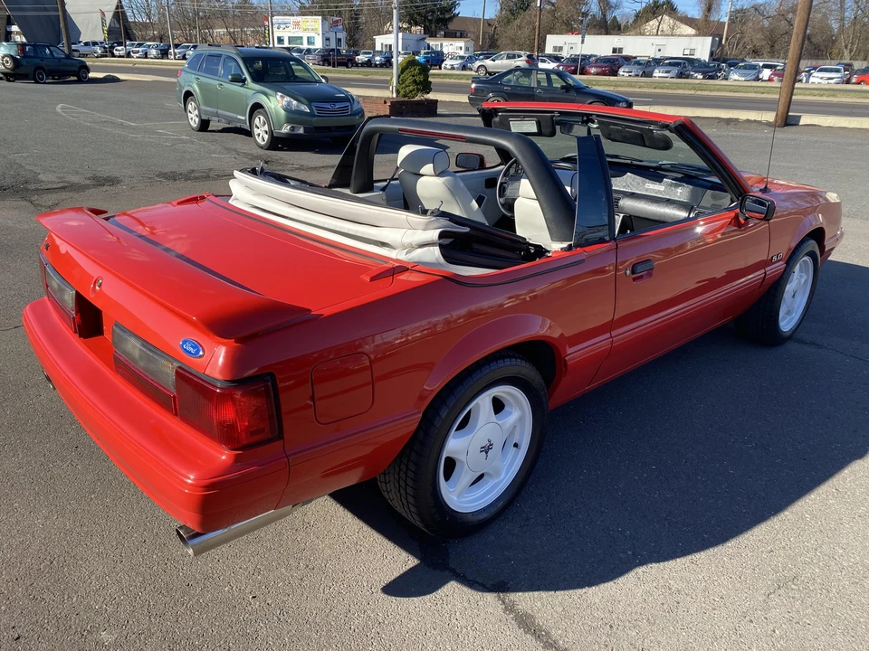1992 Ford Mustang 3rd Gen - Image 9 of 31