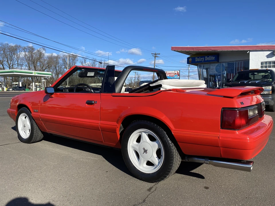 1992 Ford Mustang 3rd Gen - Image 8 of 31