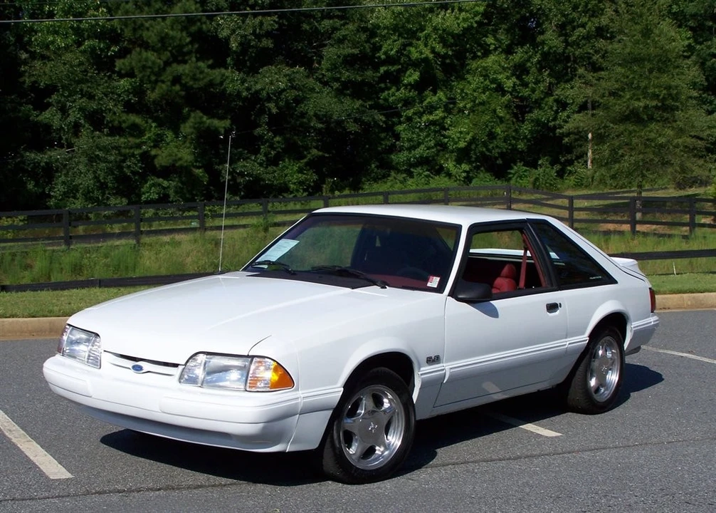 1992 Ford Mustang 3rd Gen - Image 3 of 31
