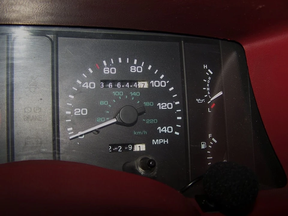 1992 Ford Mustang 3rd Gen - Image 8 of 31