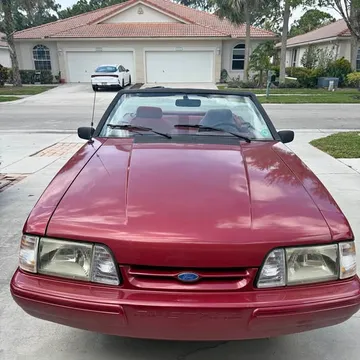 1992 Ford Mustang LX Convertible