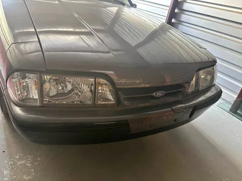 1992 Ford Mustang LX Convertible 2D