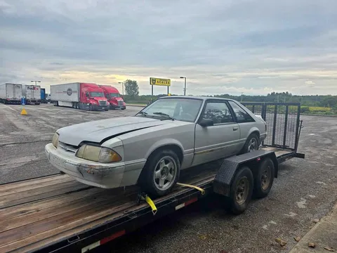1992 Ford Mustang LX Hatchback 2D