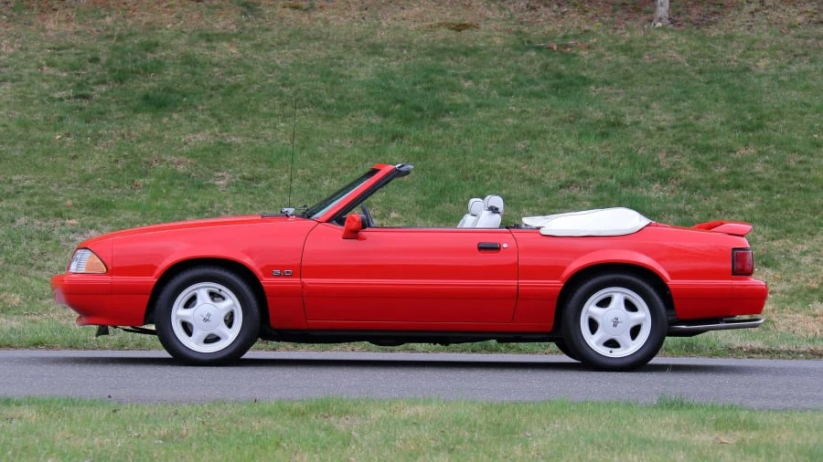 1992 Ford Mustang 3rd Gen - Image 2 of 31