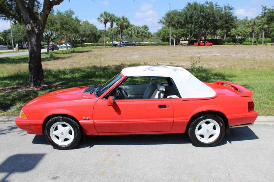 1992 Ford Mustang 3rd Gen - Image 19 of 31