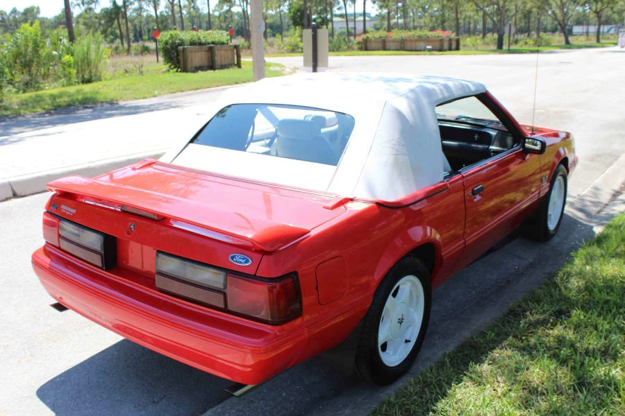 1992 Ford Mustang 3rd Gen - Image 27 of 31