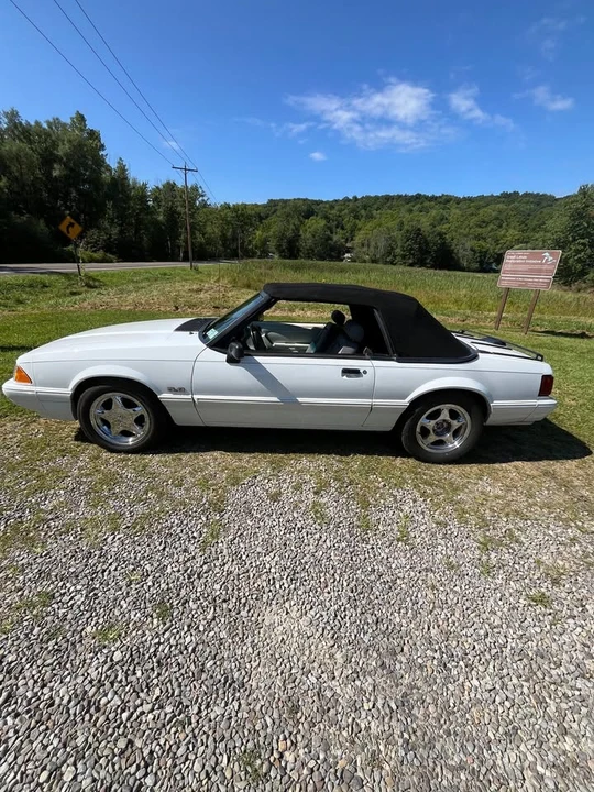 1992 Ford Mustang 3rd Gen - Image 2 of 7