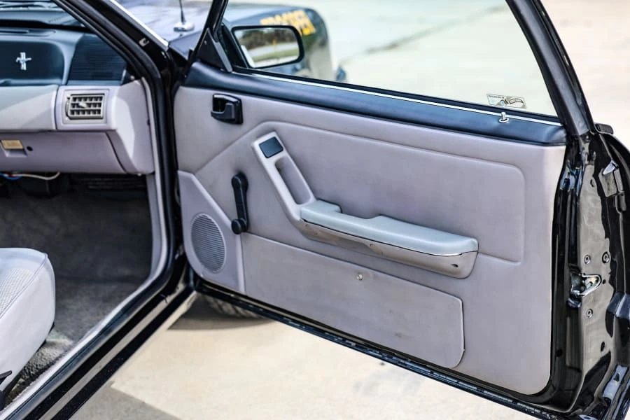 1992 Ford Mustang 3rd Gen - Image 26 of 31