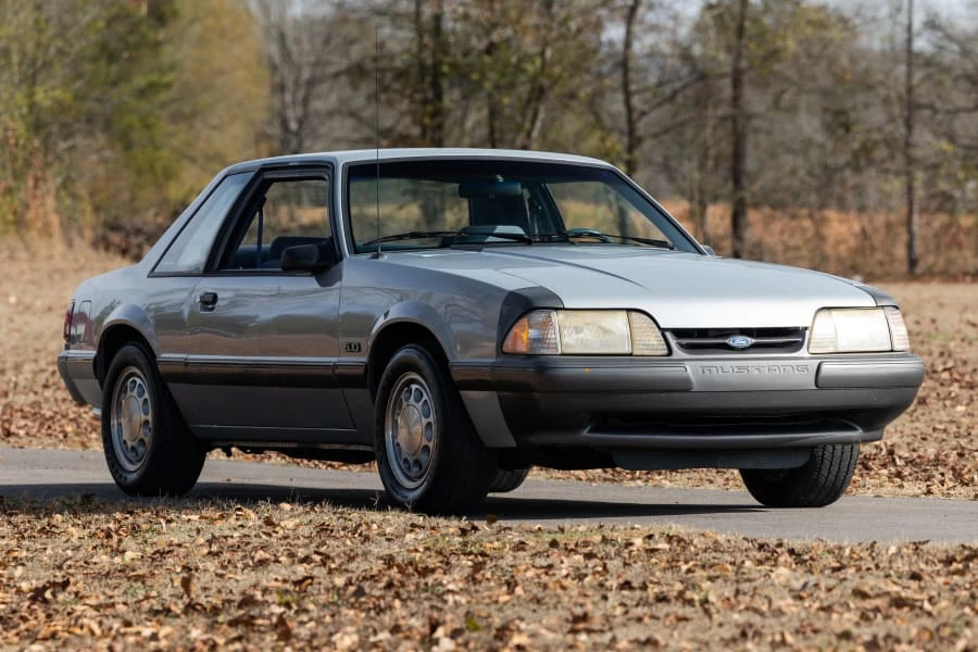 1992 Ford Mustang 3rd Gen - Image 6 of 24