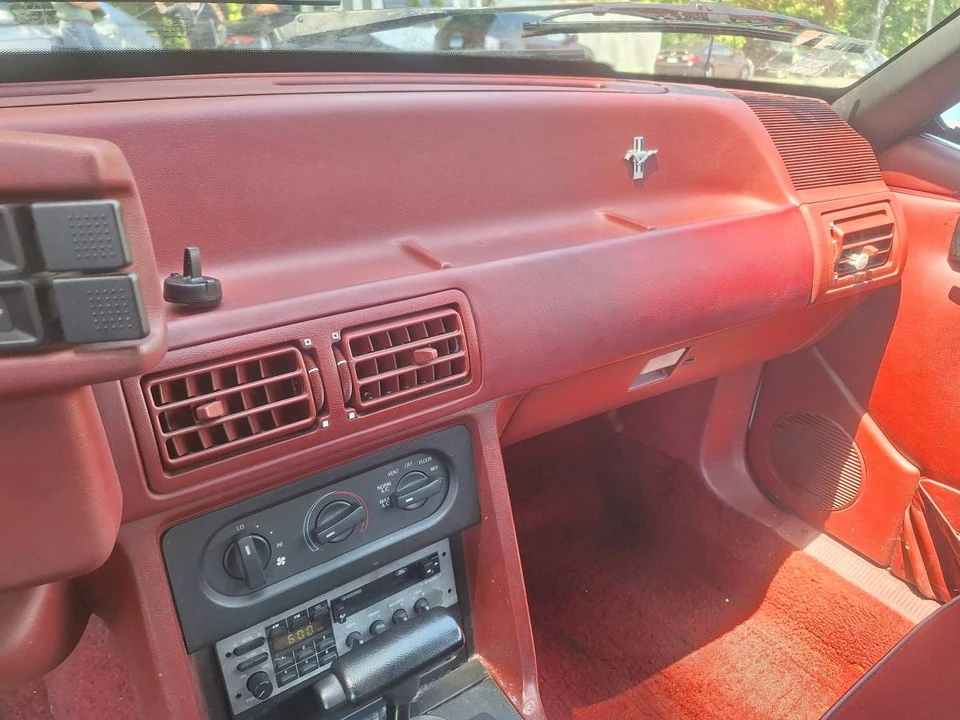 1992 Ford Mustang 3rd Gen - Image 8 of 10