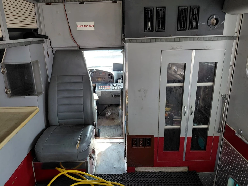 1992 Ford Econoline Van - Image 11 of 17