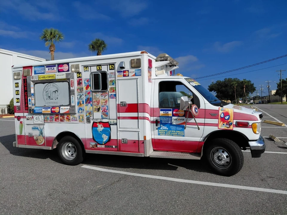 1992 Ford Econoline Van - Image 16 of 17
