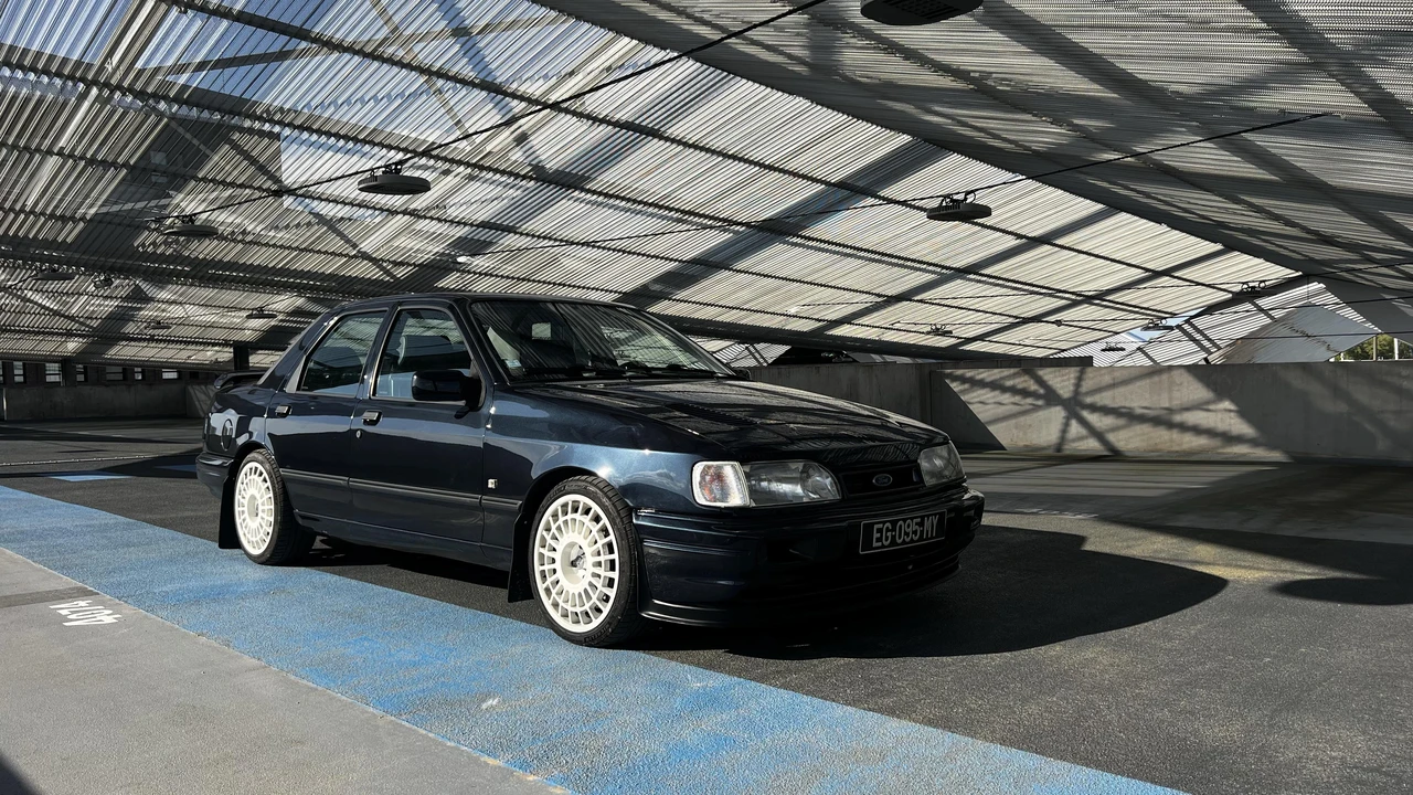 1992 Ford Sierra RS Cosworth - Image 9 of 31