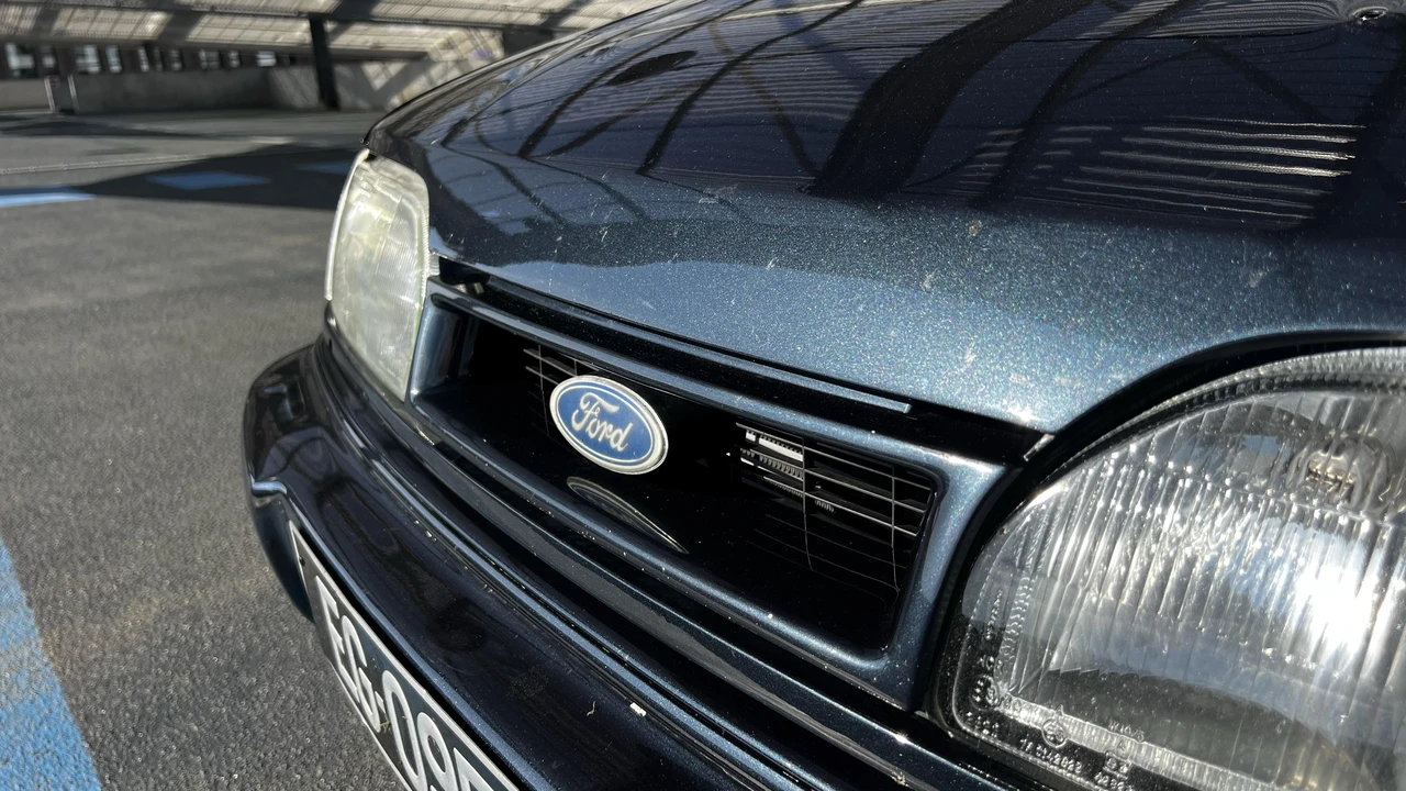 1992 Ford Sierra RS Cosworth - Image 16 of 31