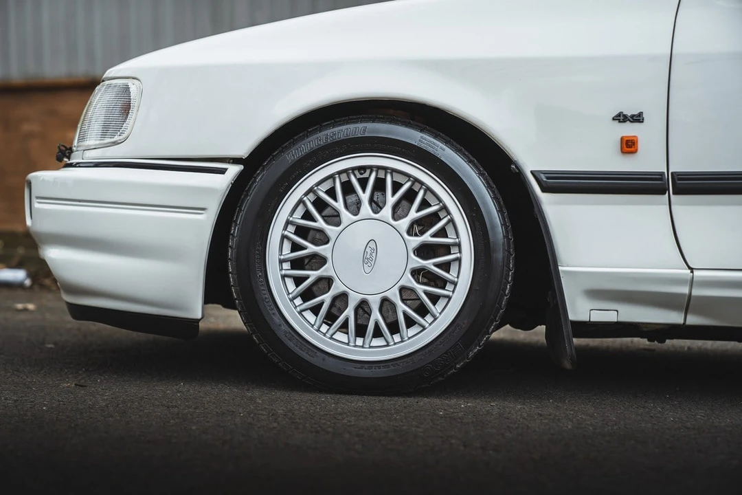 1992 Ford Sierra RS Cosworth - Image 8 of 30