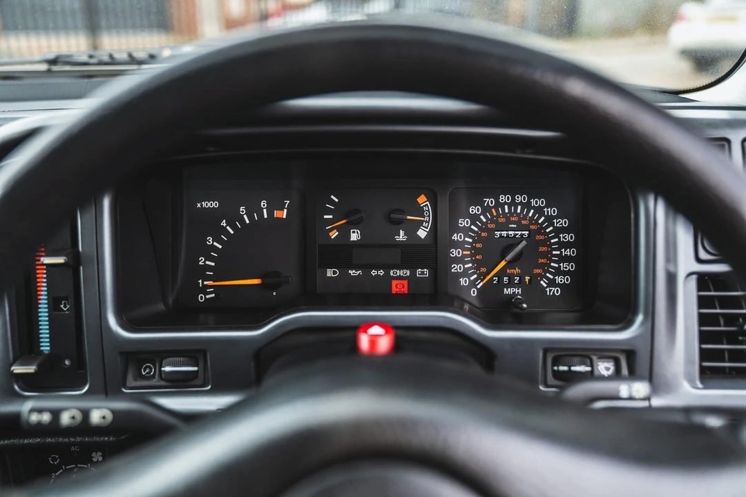 1992 Ford Sierra RS Cosworth - Image 24 of 30