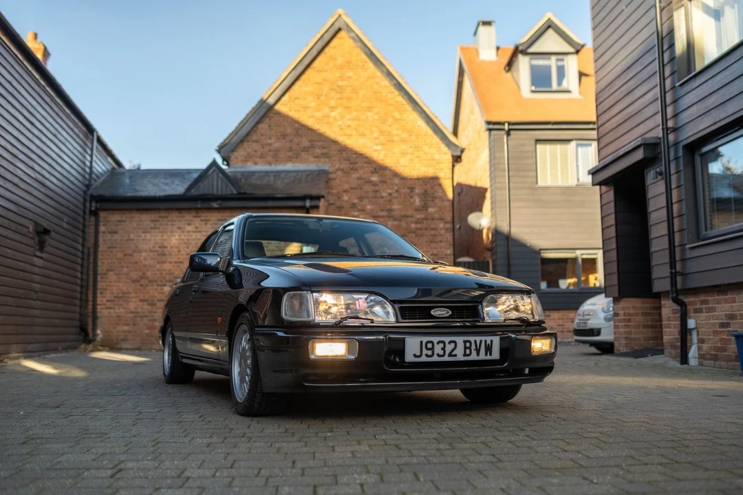 1992 Ford Sierra RS Cosworth - Image 2 of 30