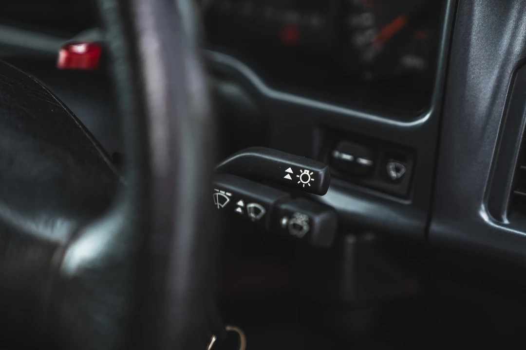 1992 Ford Sierra RS Cosworth - Image 15 of 30