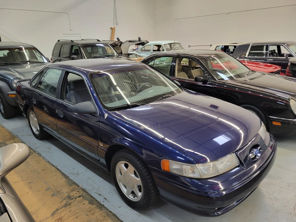 1992 Ford Taurus SHO 2nd Gen - Image 9 of 21