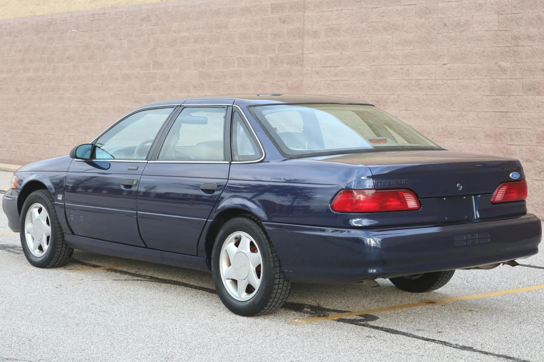 1992 Ford Taurus SHO 2nd Gen - Image 4 of 21