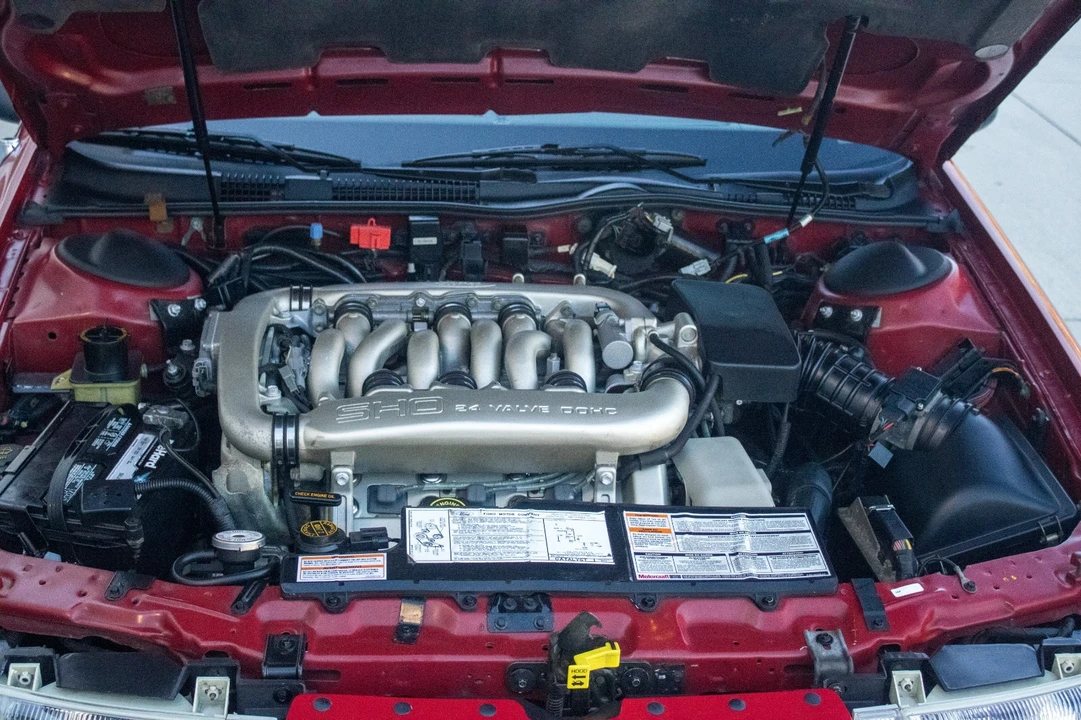 1992 Ford Taurus SHO 2nd Gen - Image 4 of 10