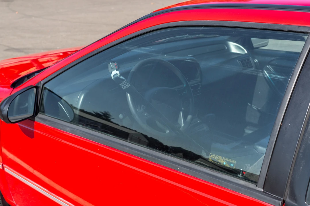 1992 Ford Thunderbird 10th Gen - Image 29 of 31