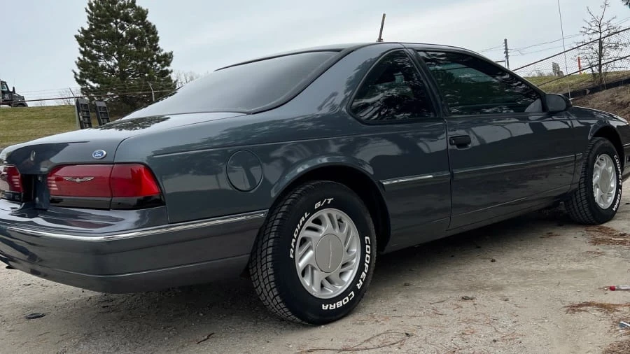1992 Ford Thunderbird 10th Gen - Image 4 of 7