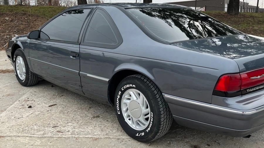 1992 Ford Thunderbird 10th Gen - Image 5 of 7