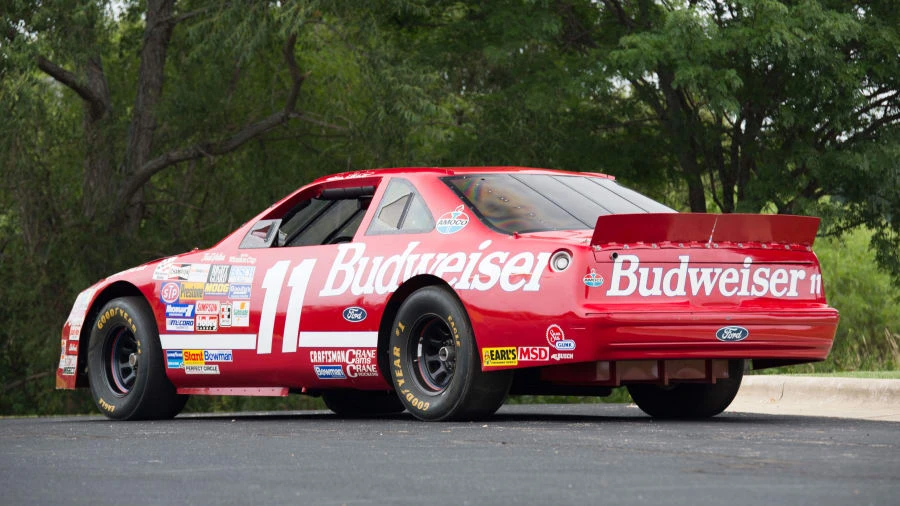 1992 Ford Thunderbird 10th Gen - Image 3 of 12