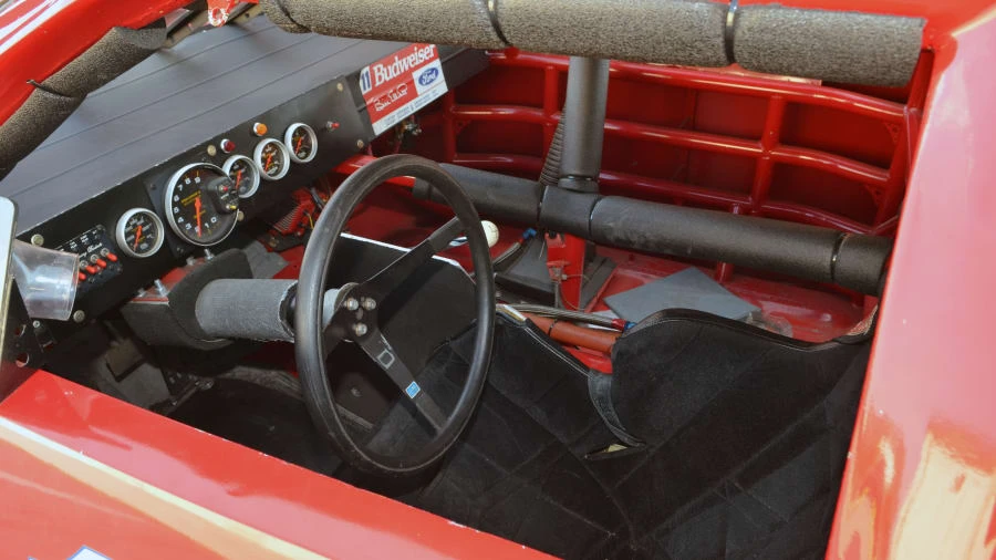 1992 Ford Thunderbird 10th Gen - Image 3 of 12