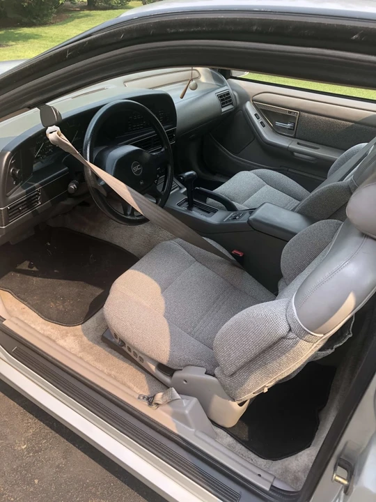 1992 Ford Thunderbird 10th Gen - Image 11 of 17