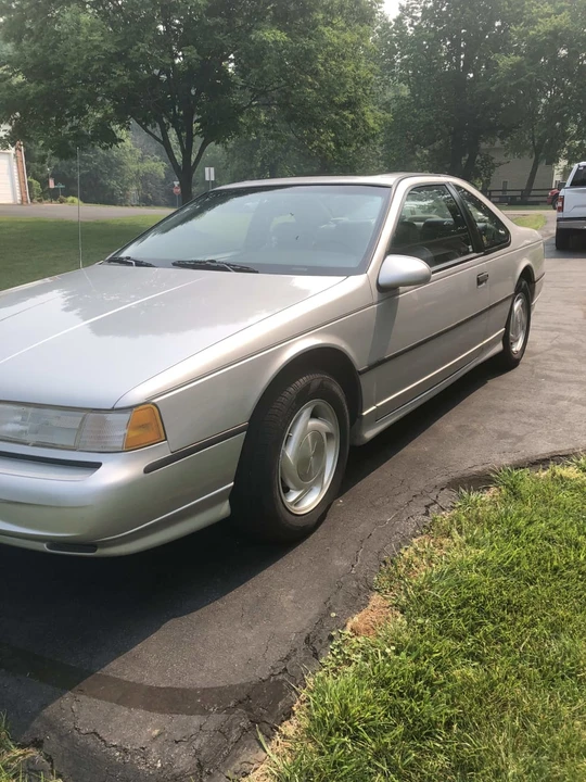 1992 Ford Thunderbird 10th Gen - Image 6 of 17