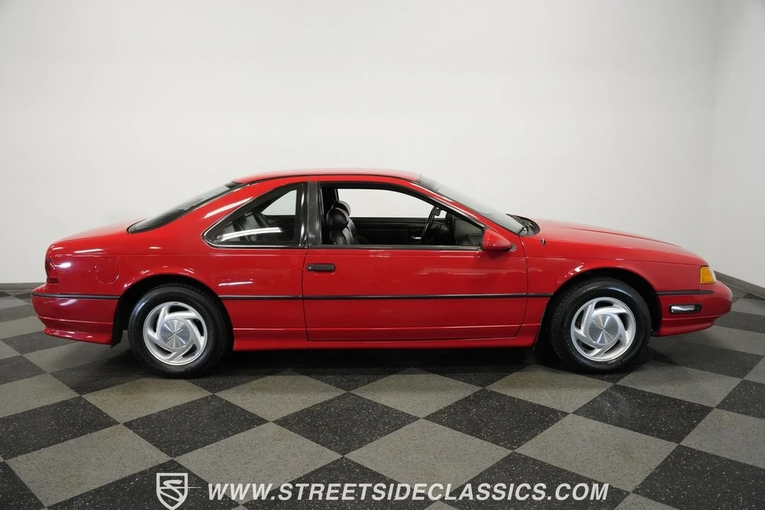 1992 Ford Thunderbird 9th Gen - Image 19 of 21