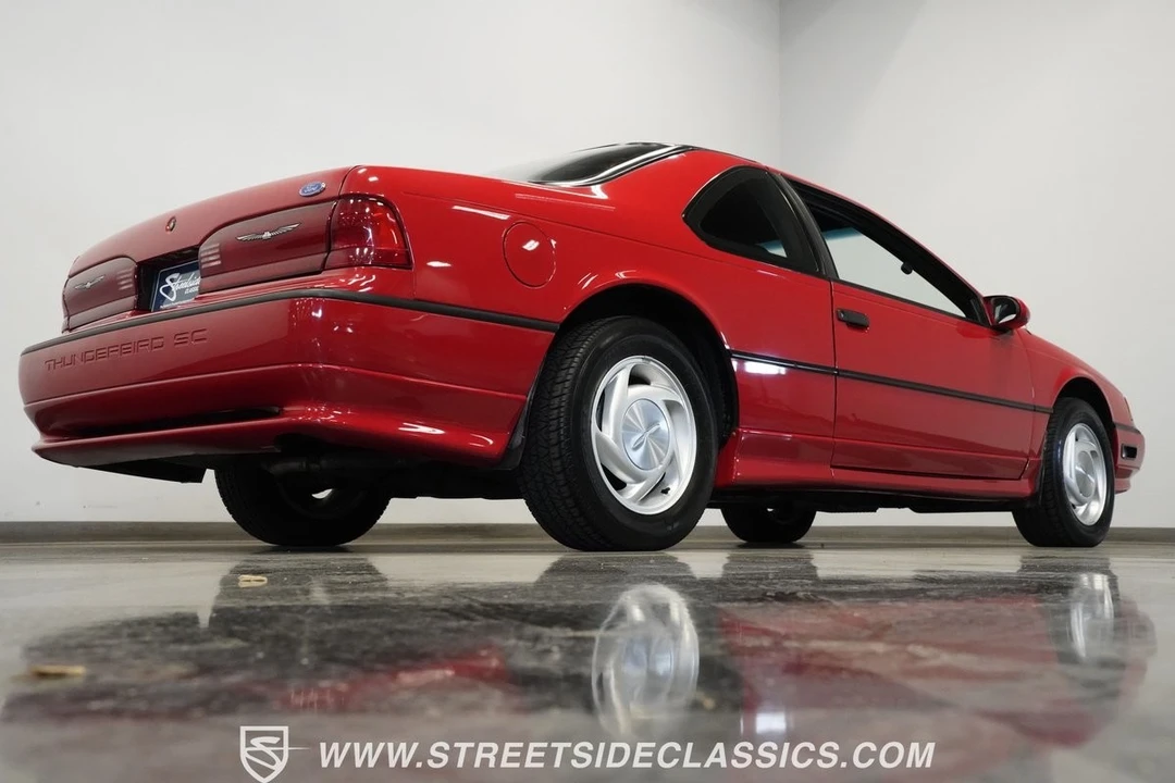 1992 Ford Thunderbird 9th Gen - Image 14 of 21