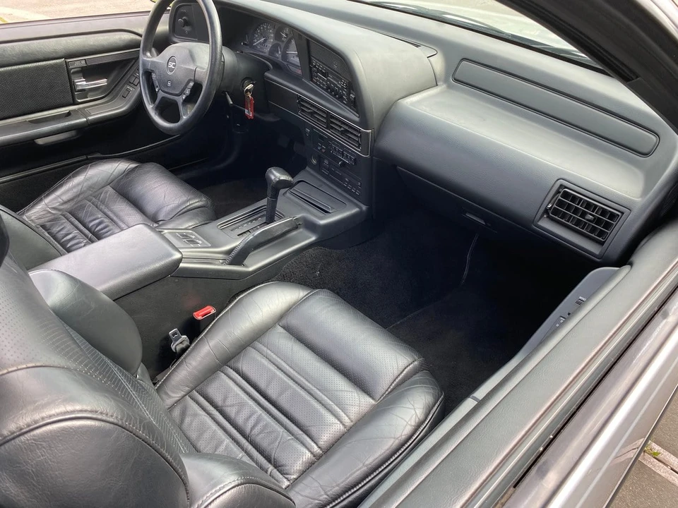 1992 Ford Thunderbird 10th Gen - Image 21 of 30