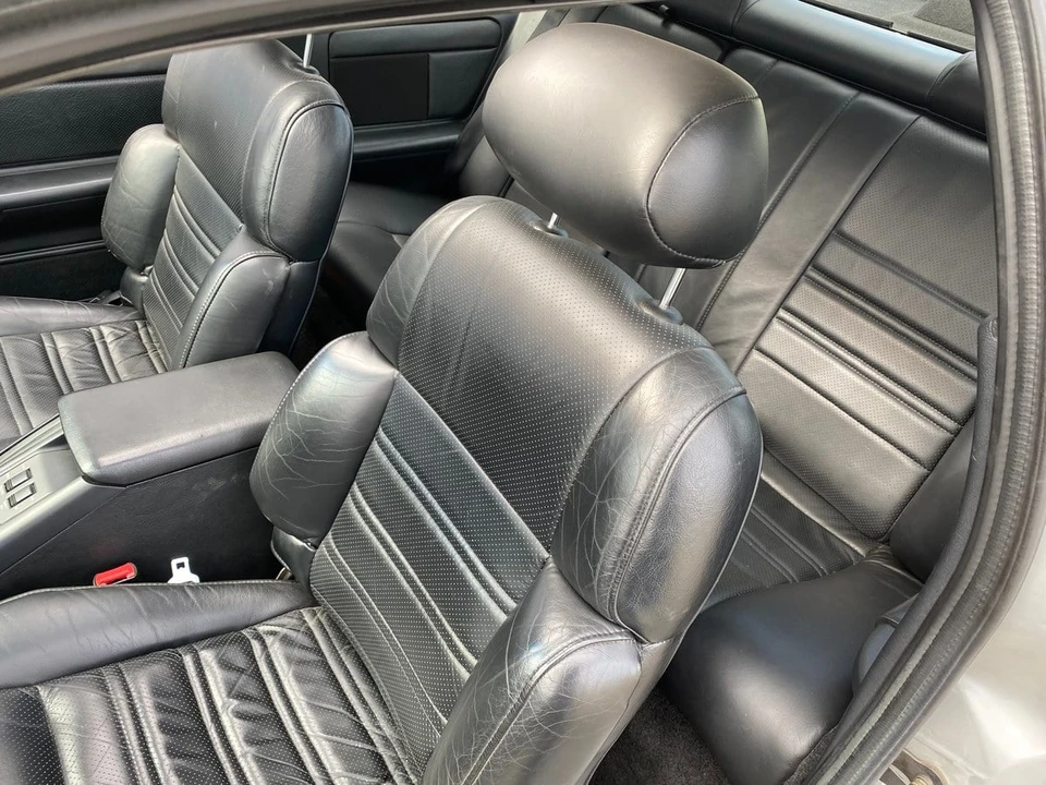 1992 Ford Thunderbird 10th Gen - Image 16 of 30