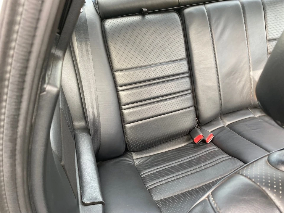 1992 Ford Thunderbird 10th Gen - Image 24 of 30