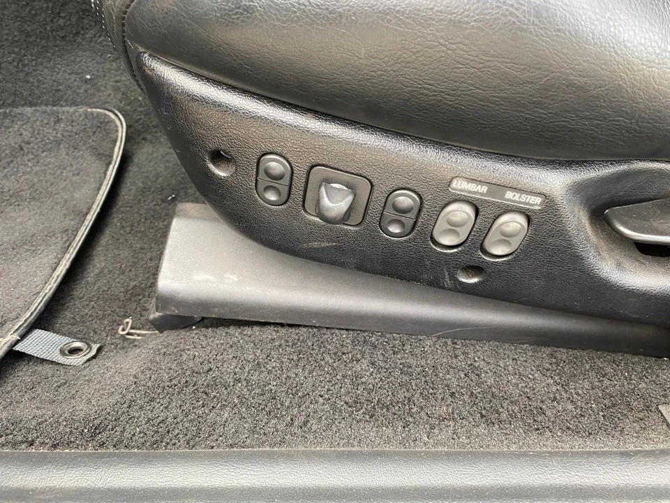 1992 Ford Thunderbird 10th Gen - Image 17 of 30