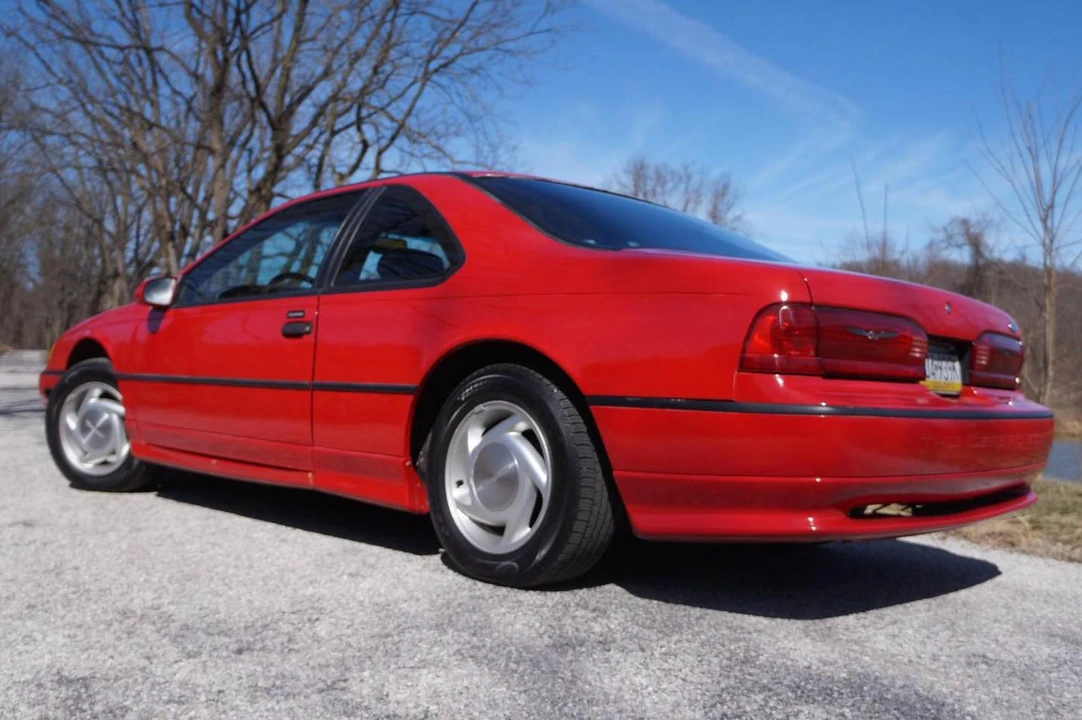 1992 Ford Thunderbird 10th Gen - Image 3 of 22