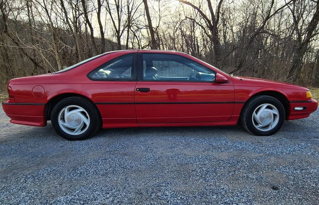 1992 Ford Thunderbird 10th Gen - Image 2 of 22