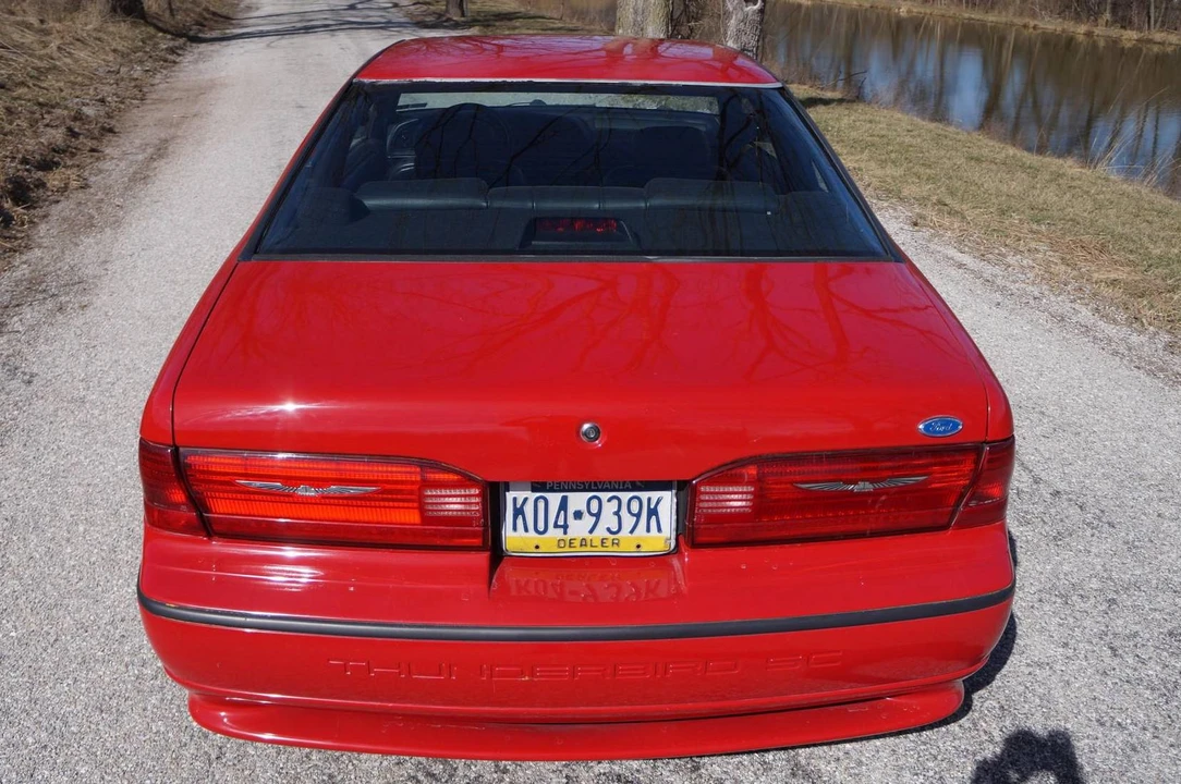 1992 Ford Thunderbird 10th Gen - Image 5 of 22