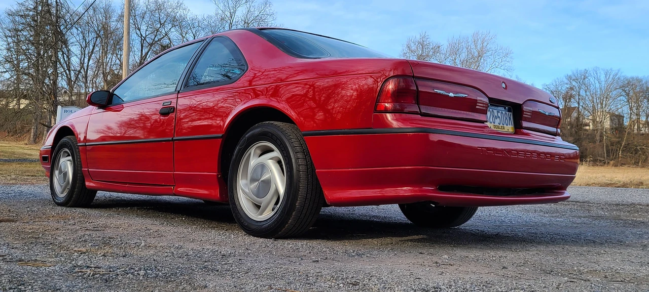 1992 Ford Thunderbird 10th Gen - Image 18 of 22