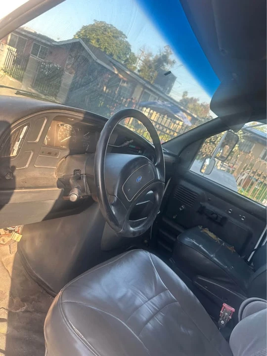 1992 Ford Aerostar - Image 2 of 3