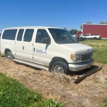 1992 Ford Econoline E-350 12 Passenger Van