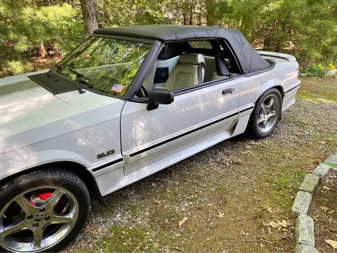1992 Ford Mustang